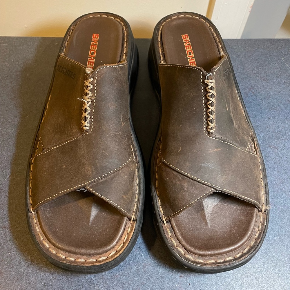 Y2K Sketchers Chunky Heel Sandal